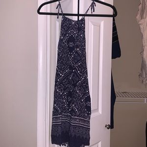 Great Condition worn once H&M Navy/white bandana print dress size 4